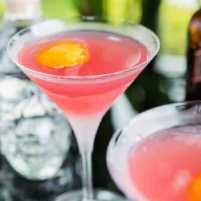 Cosmopolitan cocktail ricetta originale ingredienti dosi storia del cocktail di Sex and the City