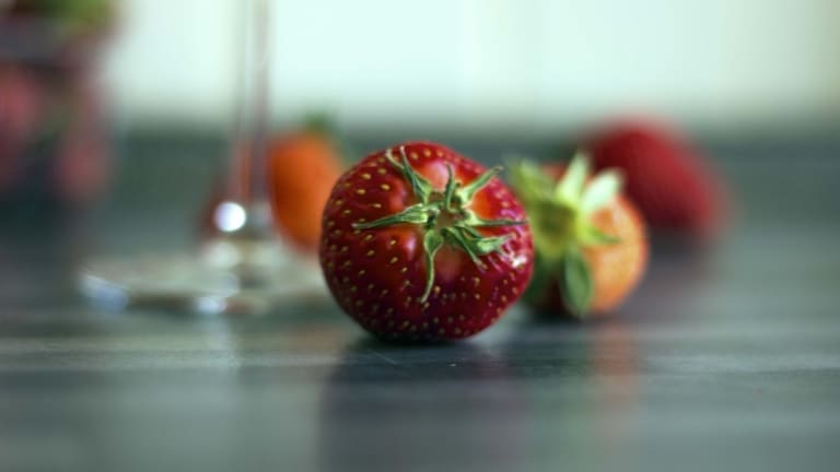 Fragole fresche. Cocktail con le fragole. Ricette con fragole. Ricetta cocktail