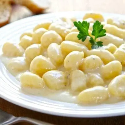 Gnocchi with Gorgonzola sauce recipe, delicious and super quick pasta dish