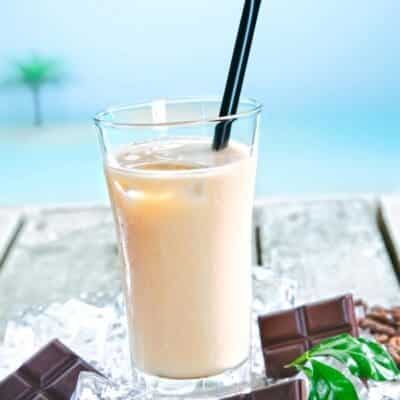 Cocktail Olaf Choco Blast, Cocktail di Olaf, cocktail di Frozen ricetta cocktail