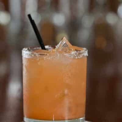 Salty Dog cocktail, ricetta originale del cocktail Salty Dog, cocktail con vodka