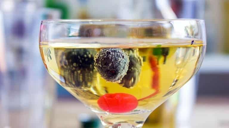 Trump’s Golden Cowlick cocktail: the drink in honor of the world’s most famous toupee