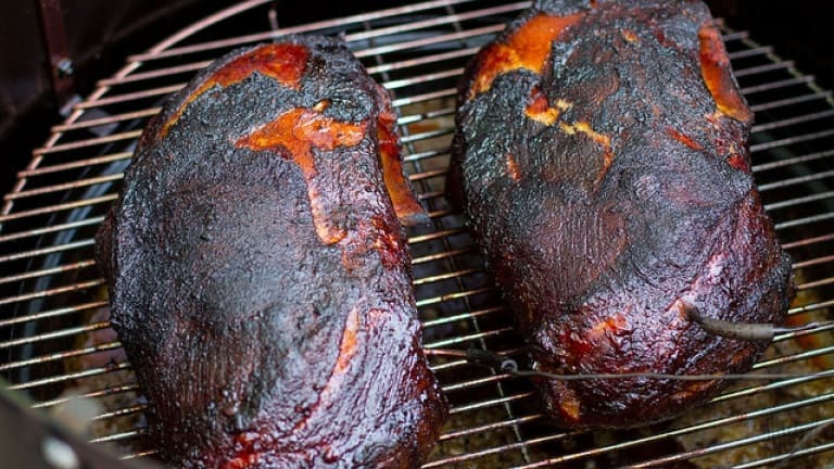 Barbecue a carbone, come usare il barbecue per cuocere la carne