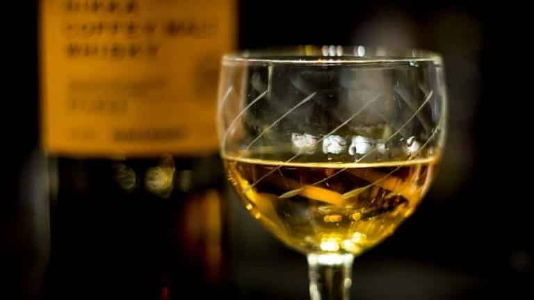 Nikka Coffey mal whisky bottle, tasting notes, best Japanese whiskies