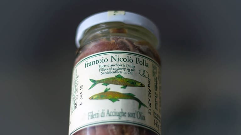 Acciughe sottolio per fare tapas o street food da aperitivo, come fare tartine