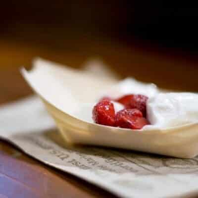 Panna cotta vegana di tofu ricetta facile e veloce per fare dolci light e golosi, ricette proteiche