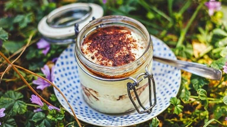 Tiramisù vegano con latte di soia: la ricetta perfetta