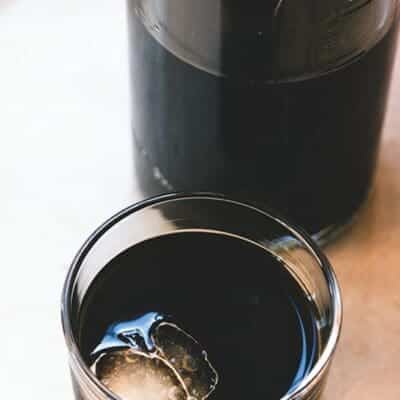 Juniper berry liqueur recipe, how to make homemade liqueur at home