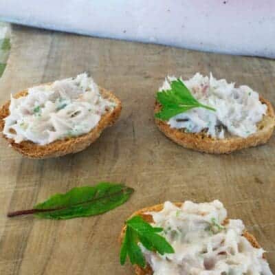 Pistà ad grass ricetta piacentina, come fare il pesto di lardo aglio prezzemolo