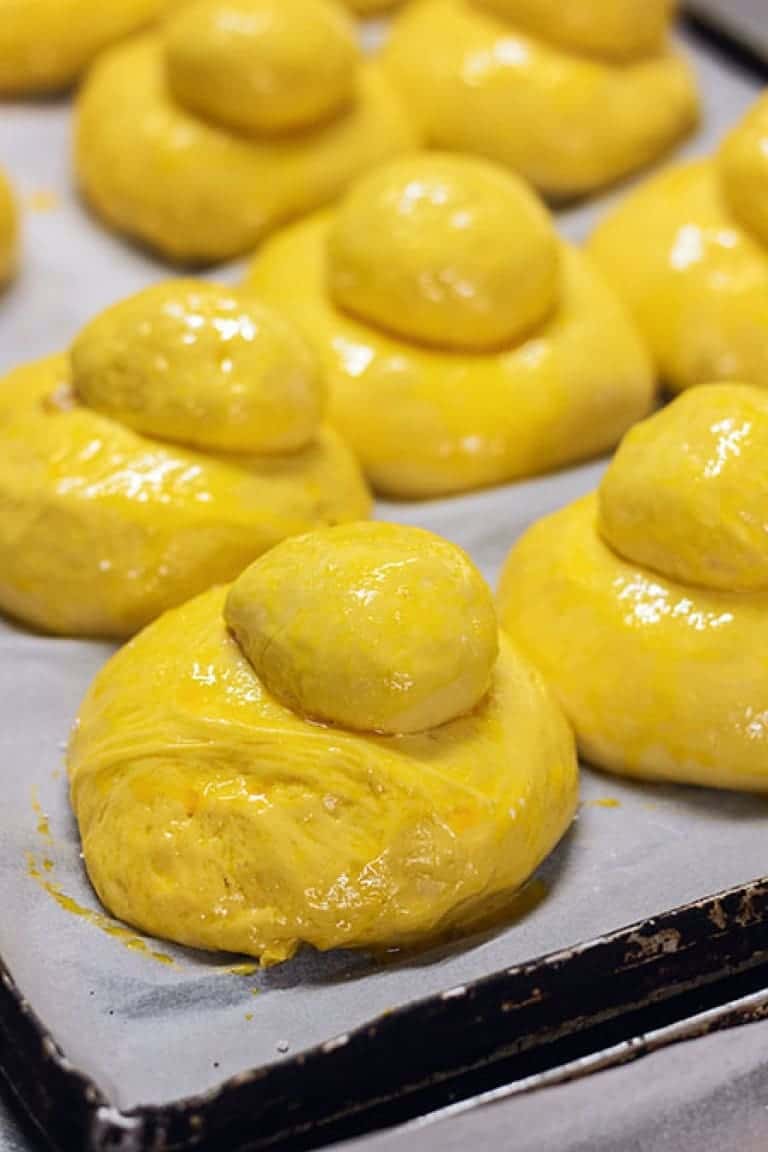 How to make Sicilian croissants, brioche with tuppo: Italian pastry recipes