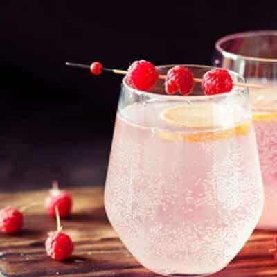 Spritzarello-san cocktail, ricetta aperitivo sparkling con kombucha, sakè bitter