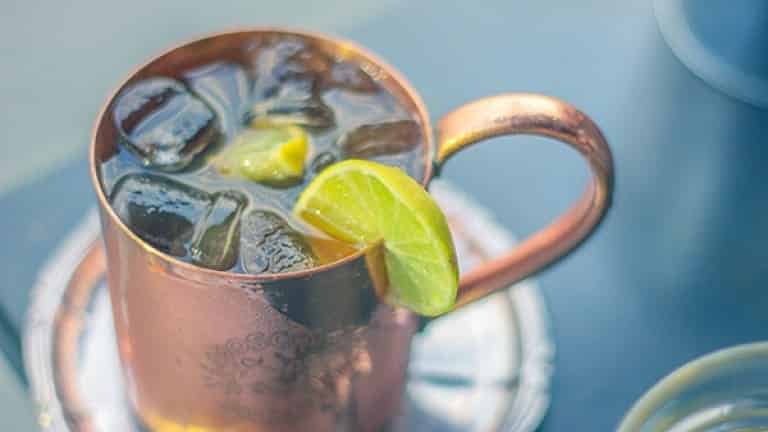 Cocktail a base di vodka: ecco le ricette che ogni appassionato deve conoscere