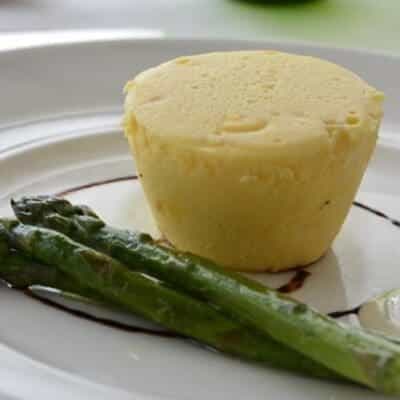 Cheese soufflé recipe, how to make a great appetizer at home, Italian cuisine