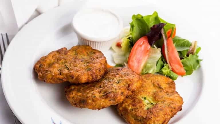 Kolokithokeftedes: the original Greek recipe for making delicious cheeseballs