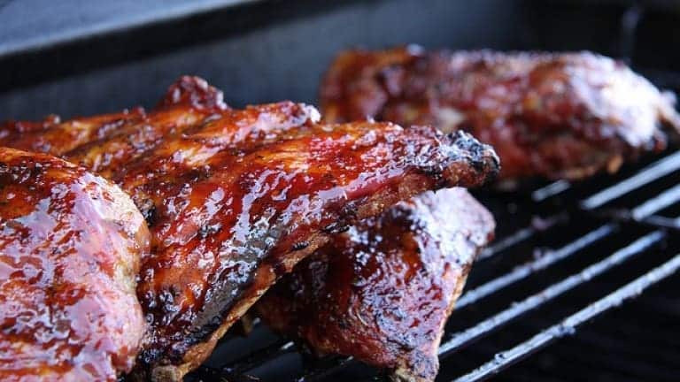 Costolette di maiale con salsa barbecue: la guida per fare il piatto perfetto!