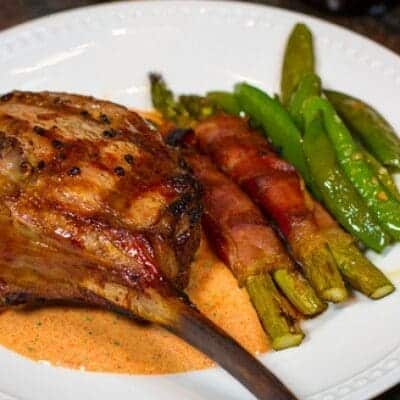 Tomahawk di carne alla griglia, ricetta barbecue per grigliare il tomahawk