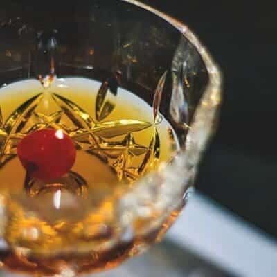 Cocktail Boulevardier ricetta originale con Campari bitter, whisky e vermut