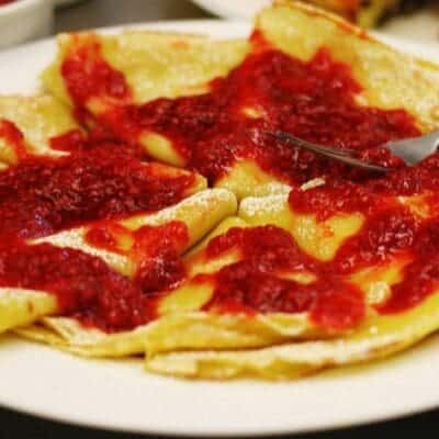 Crepes dolci ricetta originale con ingredienti dosi e varianti, come fare le frittelle francesi come un vero pasticcere