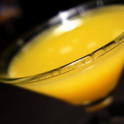 Paradise drink recipe, the perfect cocktail with gin, orange juice apricot brand