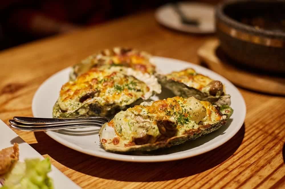 Rock the Dinner Table with this Oysters Rockefeller Recipe