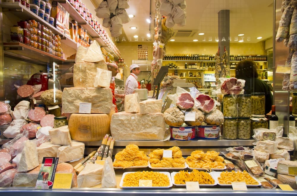 Discover Bologna's Hidden Gems A Shopper's Guide to Unique Finds in the Historic Center
