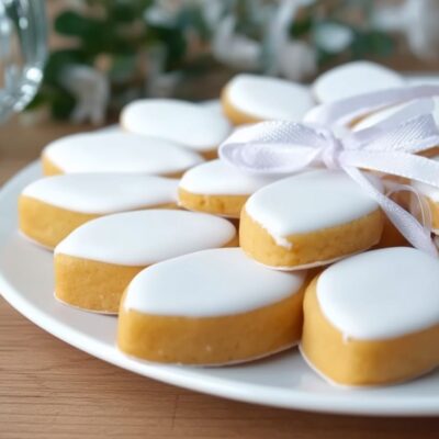 Calissons d’Aix: la ricetta originale francese per fare i leggendari dolci a forma di rombo