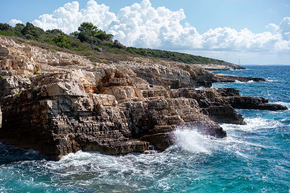 Premantura cosa fare e vedere guida turistica e dove fare il bagno, migliori spiagge