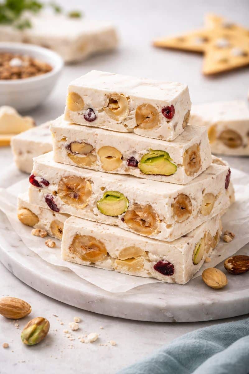 Nougat de Montélimar: la ricetta originale francese per fare il torrone più buono del mondo