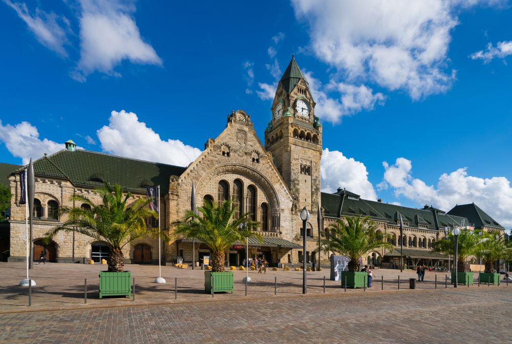 Metz Railway Station travel guide