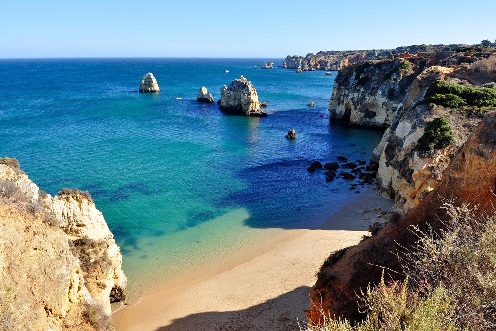Praia do Pinhão best beaches neat Lagos Portugal