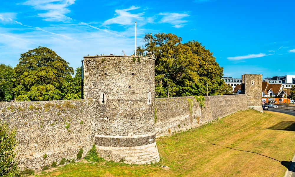 Canterbury Castle travel guide