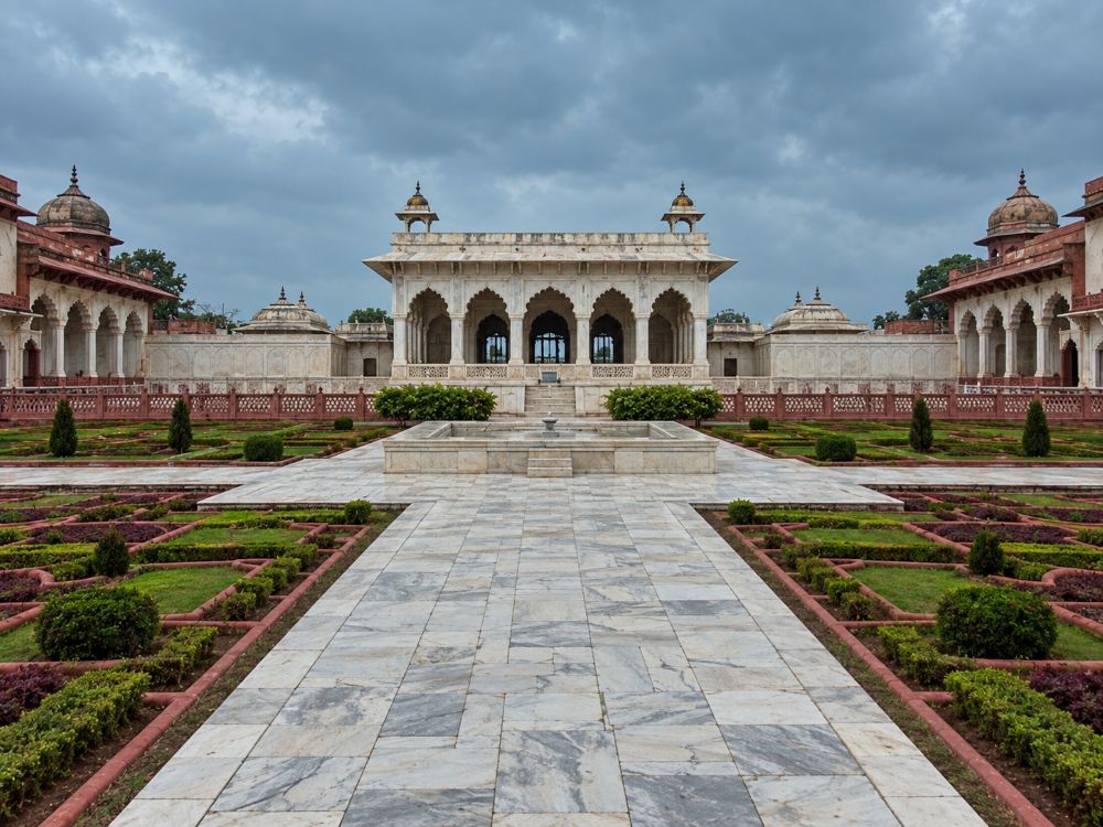 Khas Mahal travel guide
