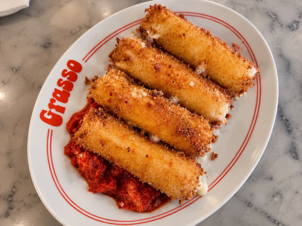 Grasso Mozzarella Sticks Set the Tone Immediately