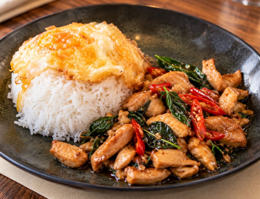 Rice with chicken, basil, and chili pepper