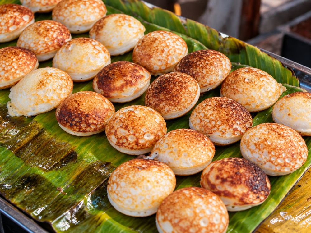 Khanom Krok What to Eat in Vientiane